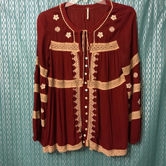 Free People maroon peasant top with beige accent M - Picture 2 of 6